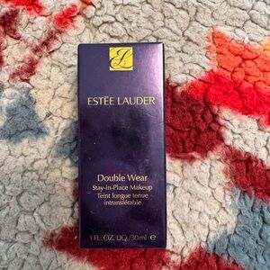 Estee Lauder Double Wear Foundation - shade 1N2
